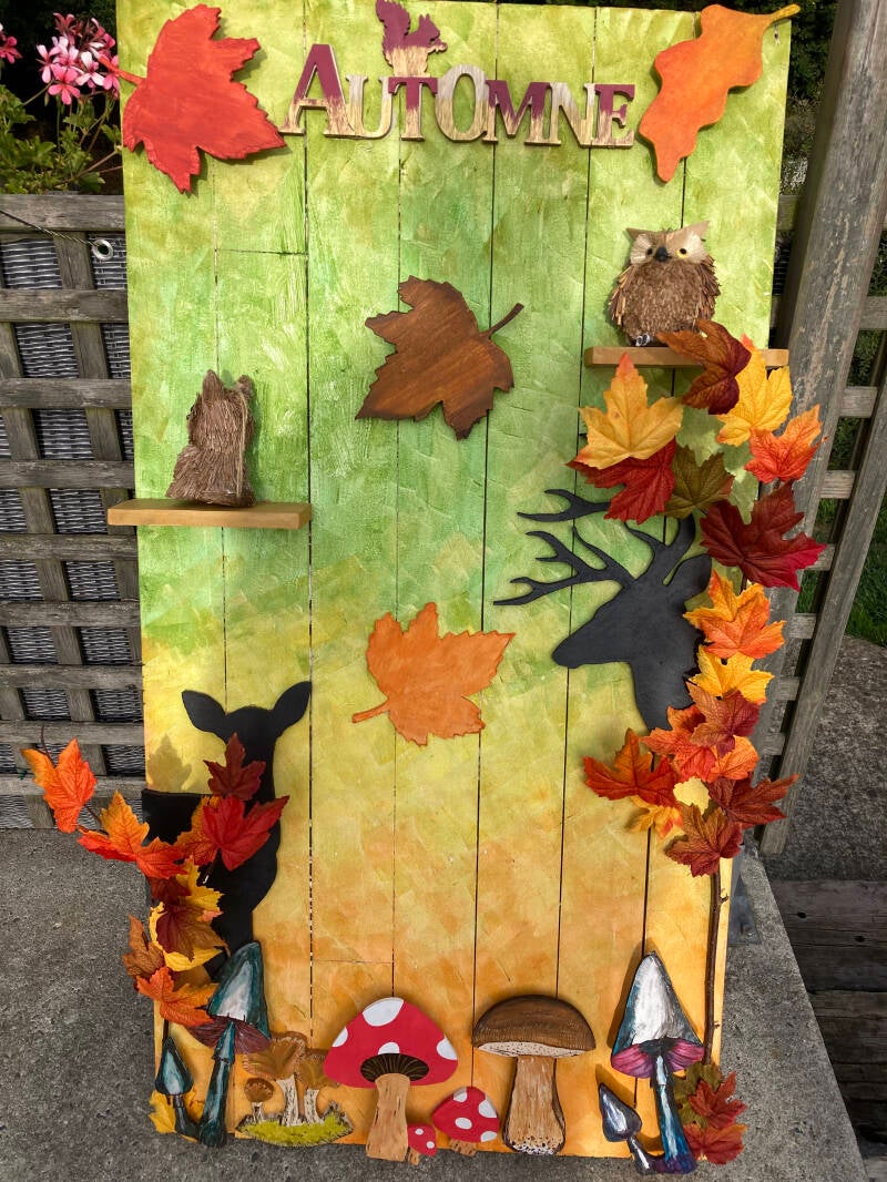 Décoration d&#039;automne avec deux petites tablettes 