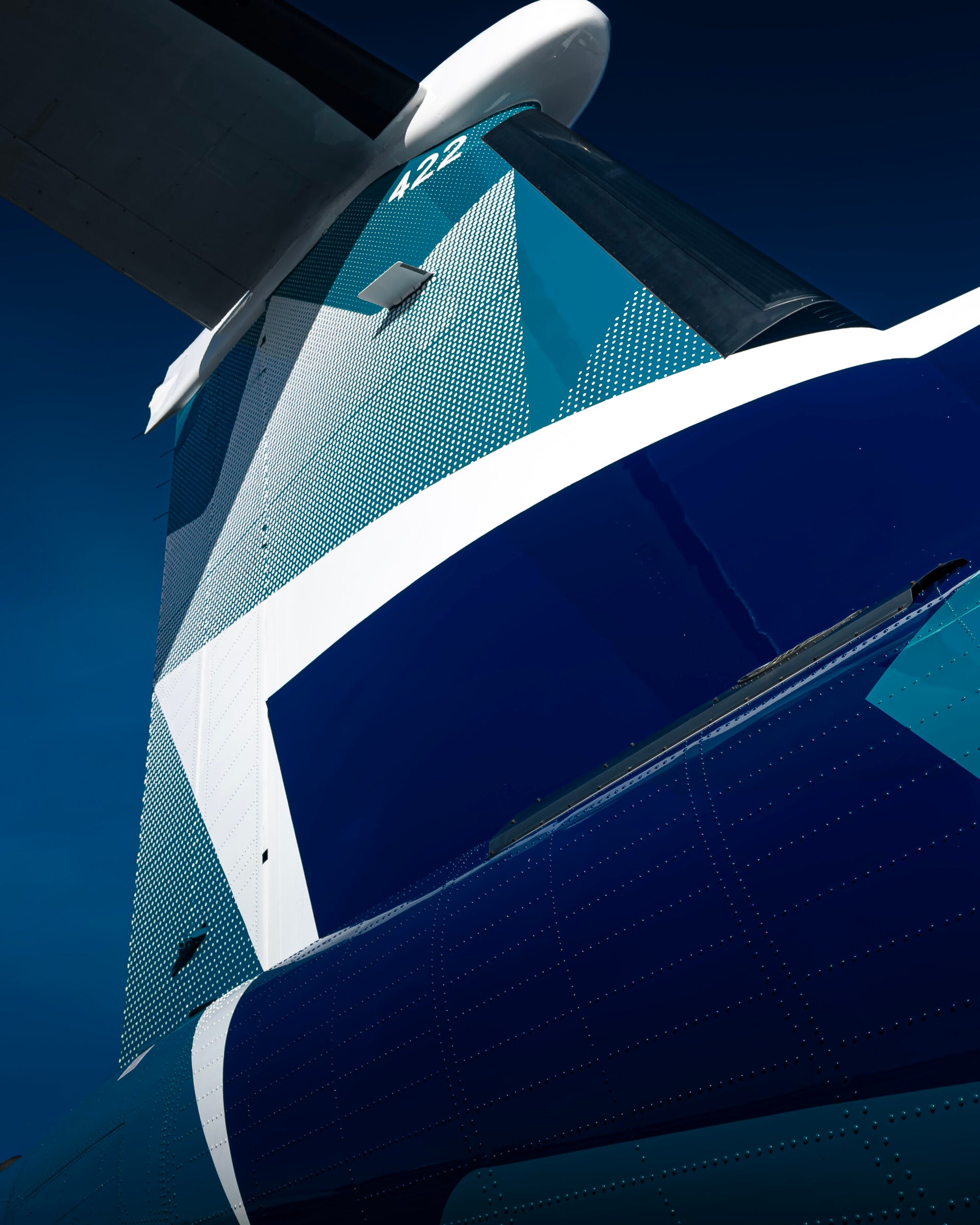 Westjet Q400 Tail C-GEEN