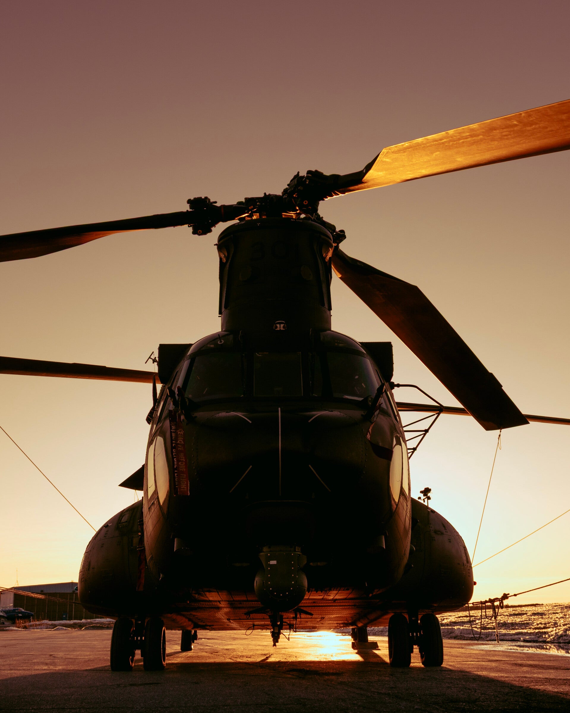 RCAF CH147 Silhouette