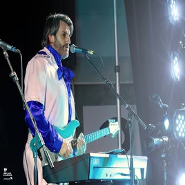 19-standard-9r1y74.jpg