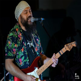 5-standard-wgj7io.jpg