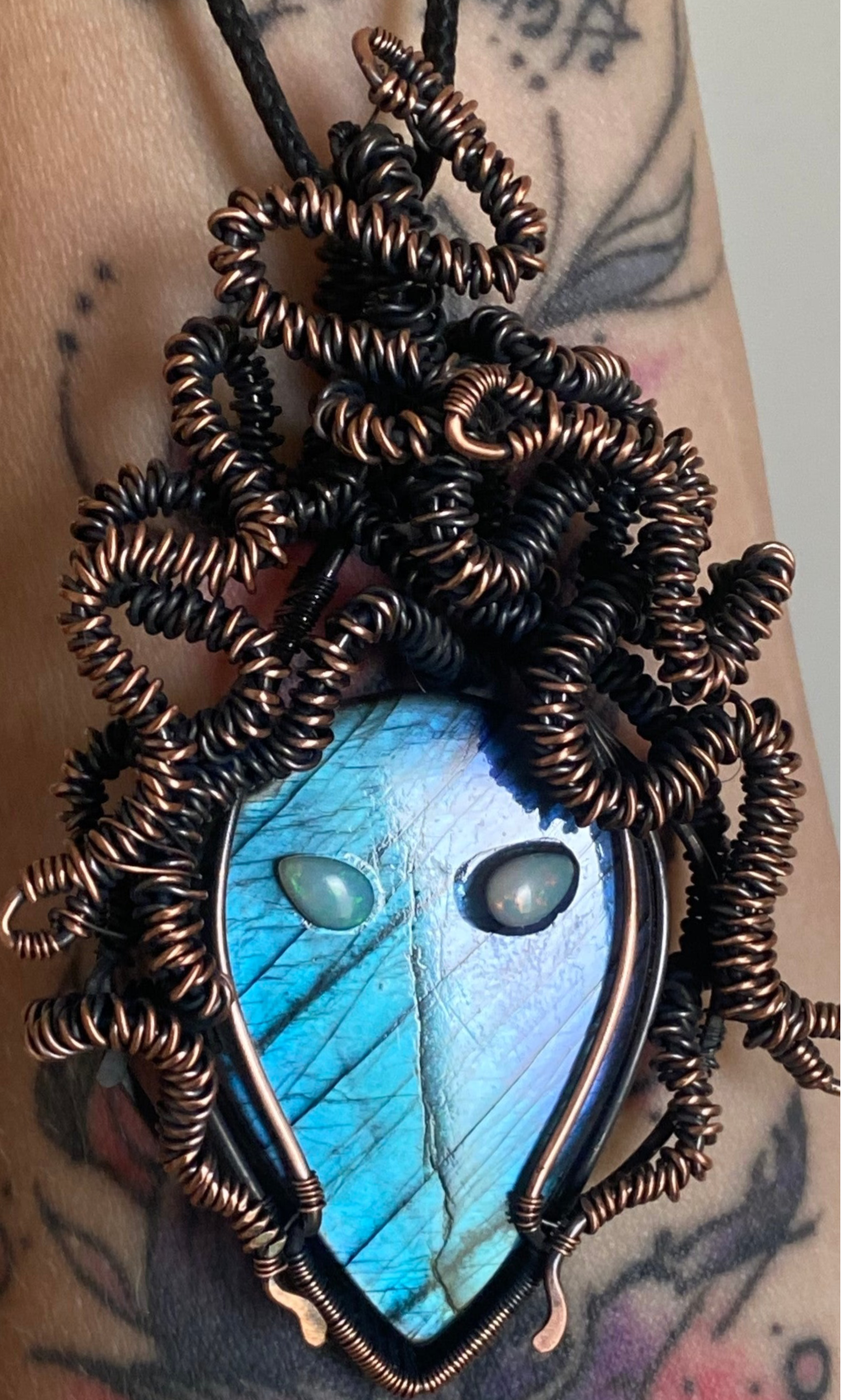 Medusa’s Gaze 🐍  Labradorite & Ethiopian Opal Pendant.
