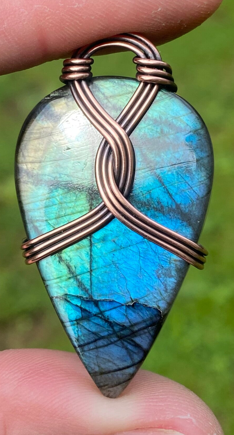 Labradorite Celtic Flow Pendant.