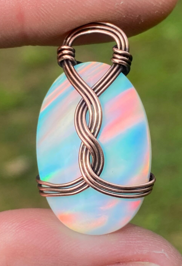 🌈Oparex™ Opal Celtic Flow Pendant.