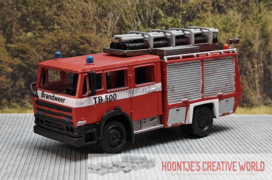 H0 1:87 DAFF2100 Brandweer Tankautospuit 'TB500 Tilburg' - Bouwpakket