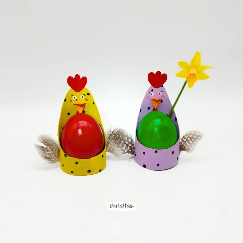 Osterhuhn Henne Huhn basteln aus Klorolle Klopapierrolle für Ostern Ostertisch Osterdekoration Osterbasteln Osterbastelei Bastelidee einfach nachhatlig Osterei mit Kinder Christlko Osternest Geschenksidee DIY selber machen kreativ Upcycling Osterzeit