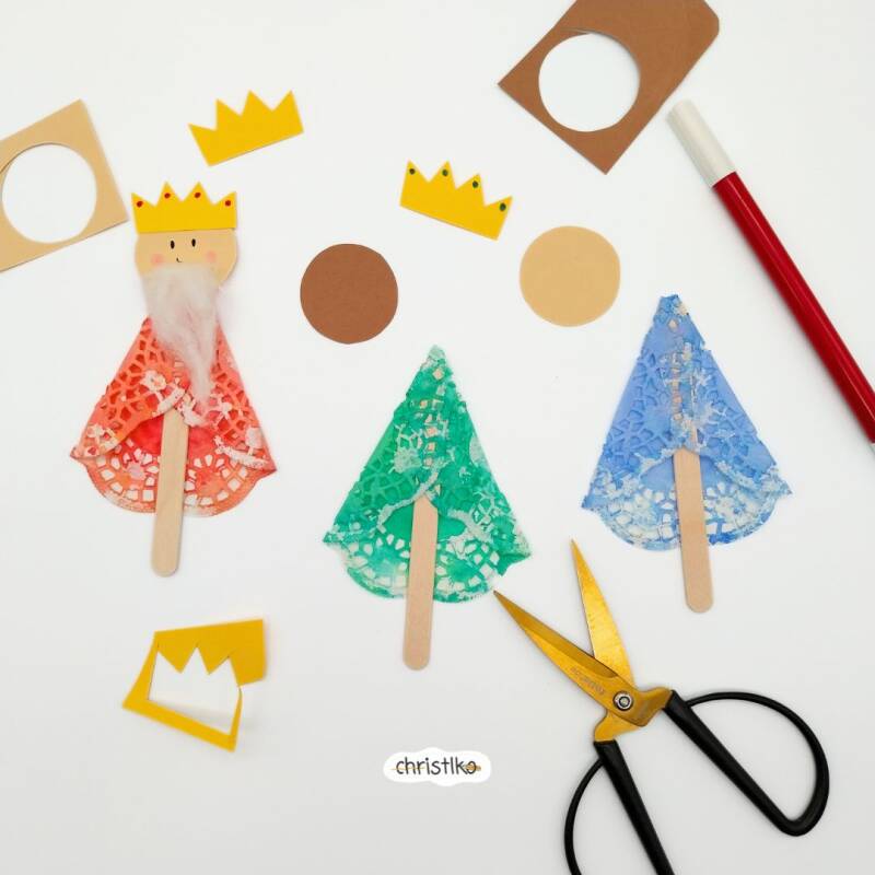 Hl. Drei Könige Dreikönigstag Weihnachten Basteln mit Kindern für Christlko Eisstiele Tortenspitzen Caspar Melchior und Balthasar Sternsinger kleinkind erzieher Kindergaraten schule Krippe hort Kinderbeschäftigung bunt kreativ Bastelideen nachhaltig
