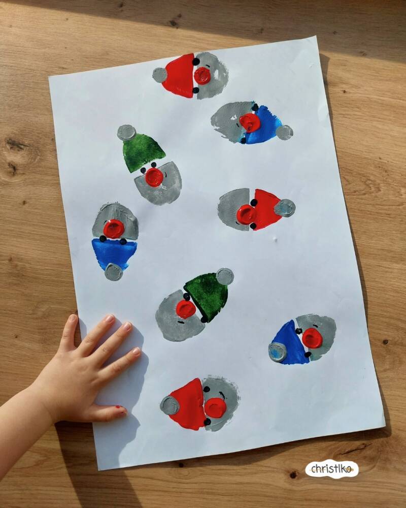 Wichtelpapier, Geschenkpapier drucken mit Kartoffeldruck, Geschenkspapier selber basteln für Weihnachten, Geschenke, Weihnachtsgeschenke einpacken, DIY, christlko, Basteln mit Kindern, Weihnachten, Weihnachtsbastelei, Wichtel, Basteln mit Kleinkindern