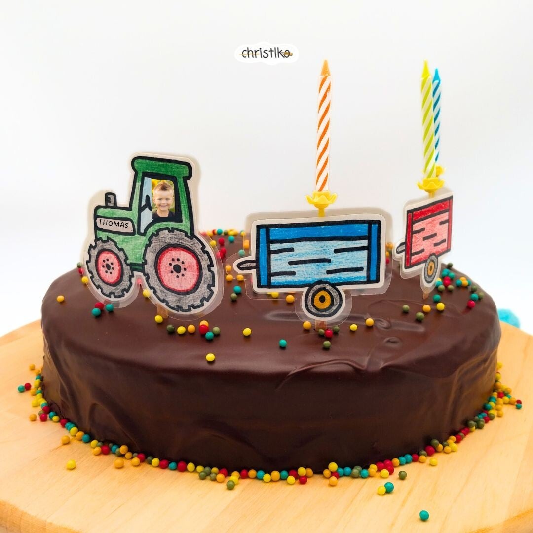 Tratktor Torte Kuchentopper Topper Vorlage kostenlos Download PDF Tortendekoration Geburtstag Trecker basteln personalisiert DIY Birthday Schokotorte Christlko Christine Kohl