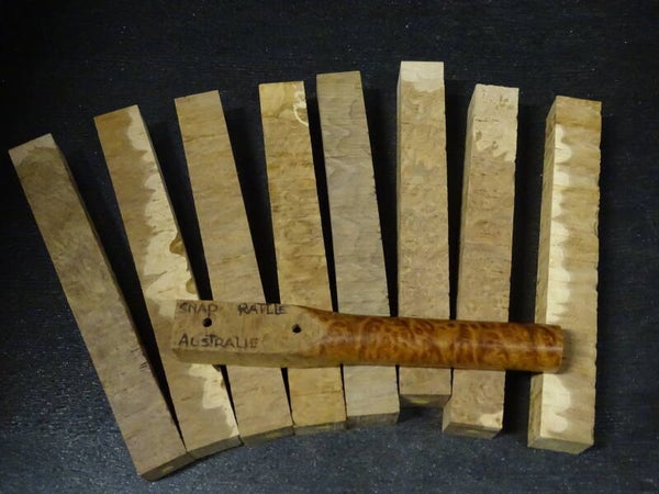 Snap Ratle burl 20x20x150 mm