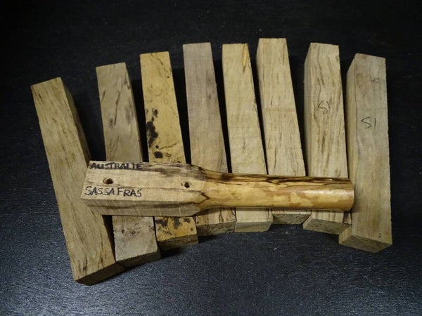 Black Heart Sassa fras  22x22x145 mm