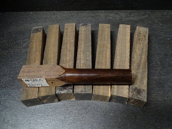 Amara Ebony 22x22x160 mm