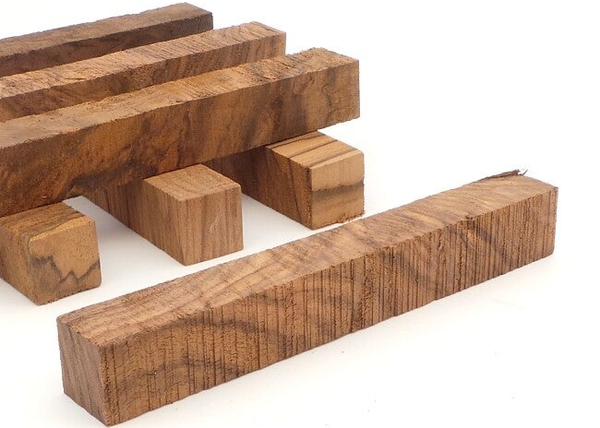 Turkish Walnut 21x21x150mm