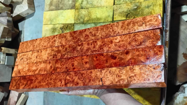 Red Amboyna Burl 40x40x460mm