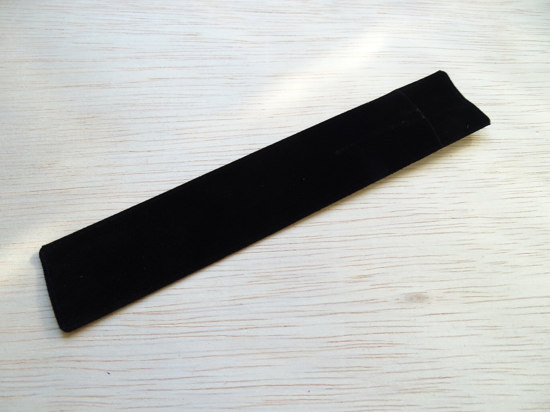 Black velvet pen sleeves  160 x 30 mm