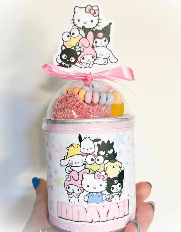 Pringels met snoepdeksel hello kitty and friends