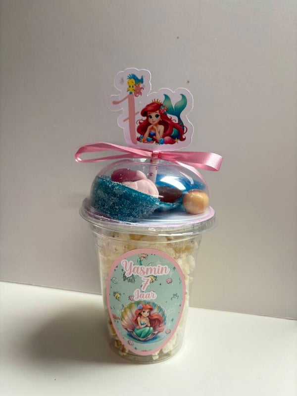 Popcorn beker met snoep de kleine zeemeermin