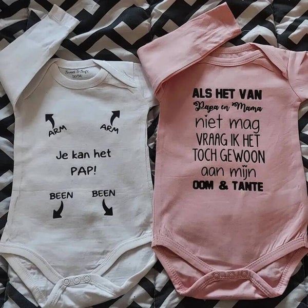 babyromper met opdruk