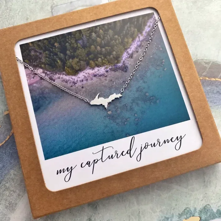 U.P. Outline Necklace