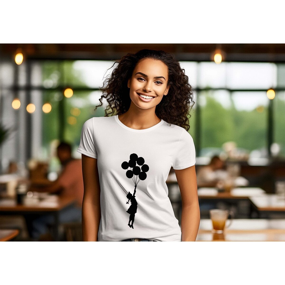 Banksy's Graffiti T-shirt - Vliegende ballonnen € 23,95