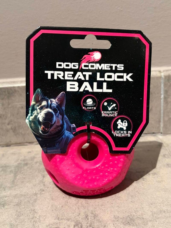 Dog Comets Treat Lock Cube