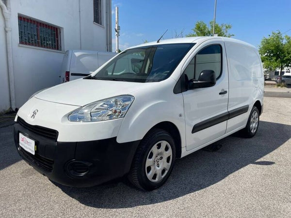PEUGEOT PARTNER 1.6 HDI FAP 3 POSTI, POCHI KM, GRIGLIA DIVISORIO, PRONTO ALL’USO 10/2015 KM 107.000