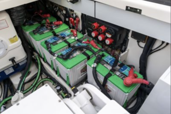 Battery - Package (Bostyon Whaler 250 Outrage