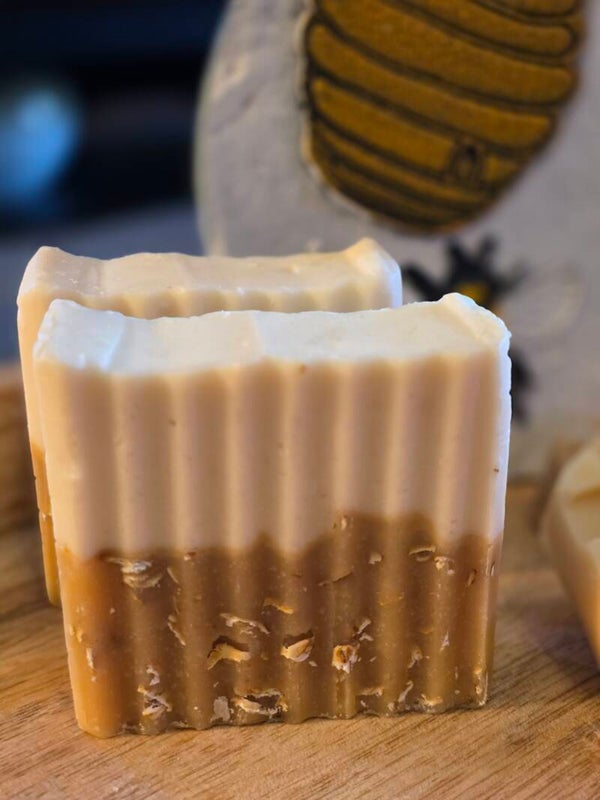 Creamy Blossom & Honey Oatmeal Scrub