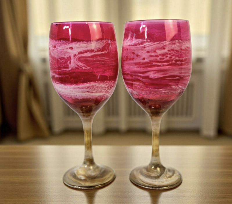Set of 2 Pink & Gold Epoxy Resin Beach Wine Glasses with Stem