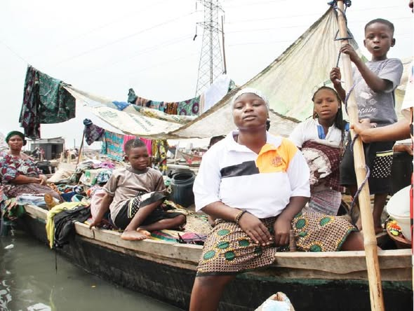 Families Forced Onto Water as Homes Demolished by Government Bulldozers ...
