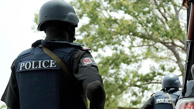 Police Foil Suspected Armed Robbery Plot, Arrest 27‑Year‑Old With Live ...
