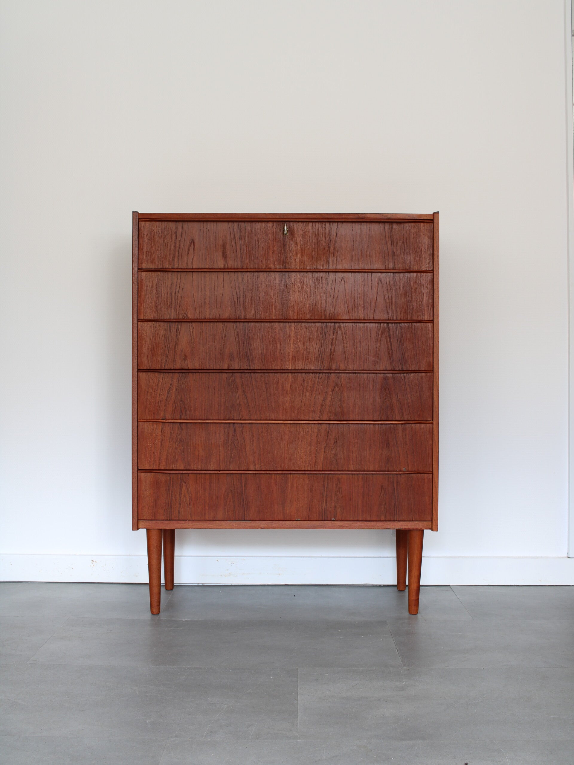 Vintage Deense ladekast in teak