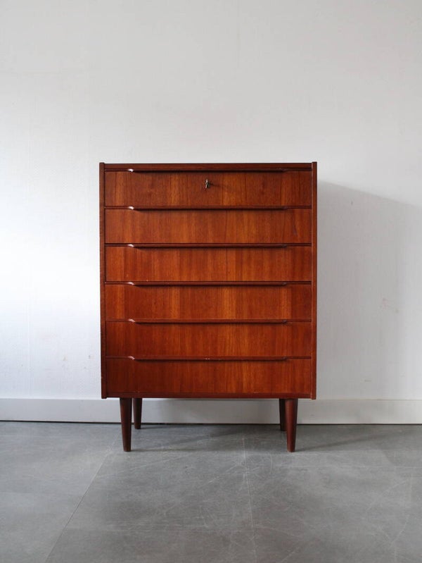 Vintage ladekast in teak