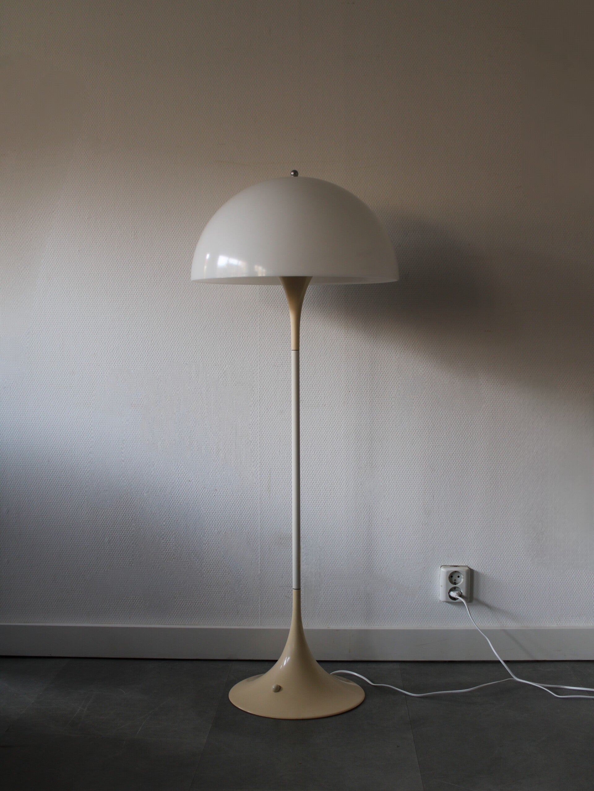 Vintage Deense 'Panthella' vloerlamp