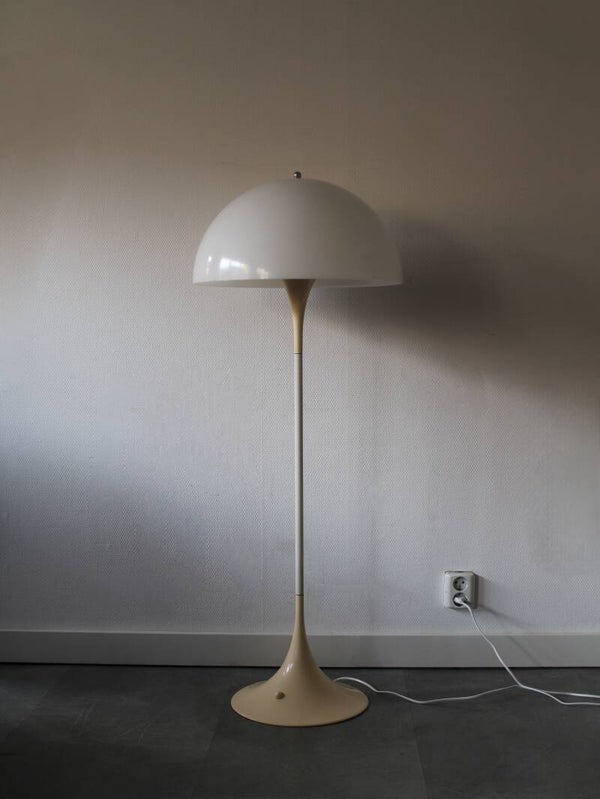 Vintage Deense 'Panthella' vloerlamp
