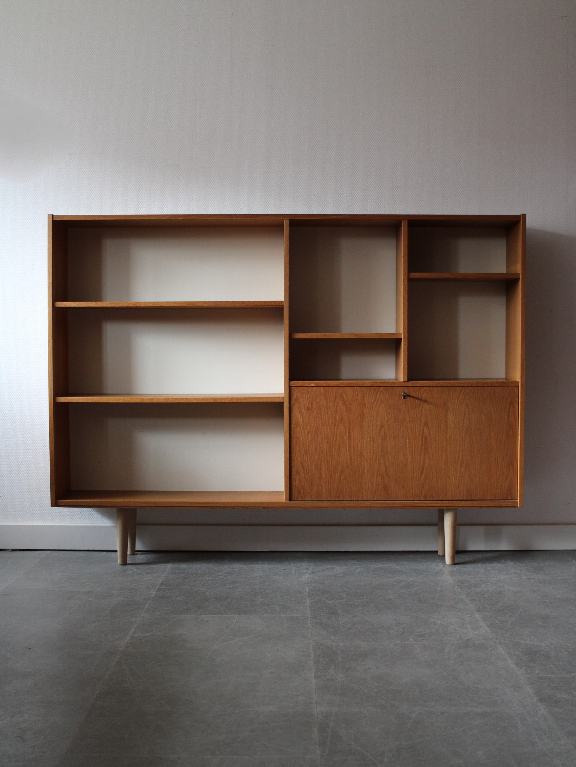 Vintage Deense boekenkast in eiken