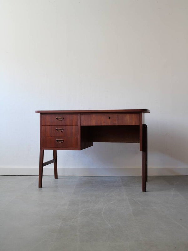 Vintage Deense bureau in teak