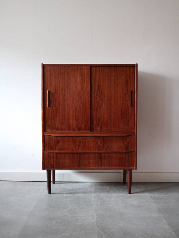 Vintage kast in teak