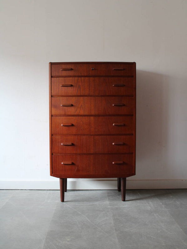 Vintage Deense hoge ladekast in teak