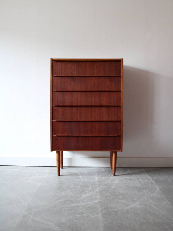 Vintage Deense smalle ladekast in teak