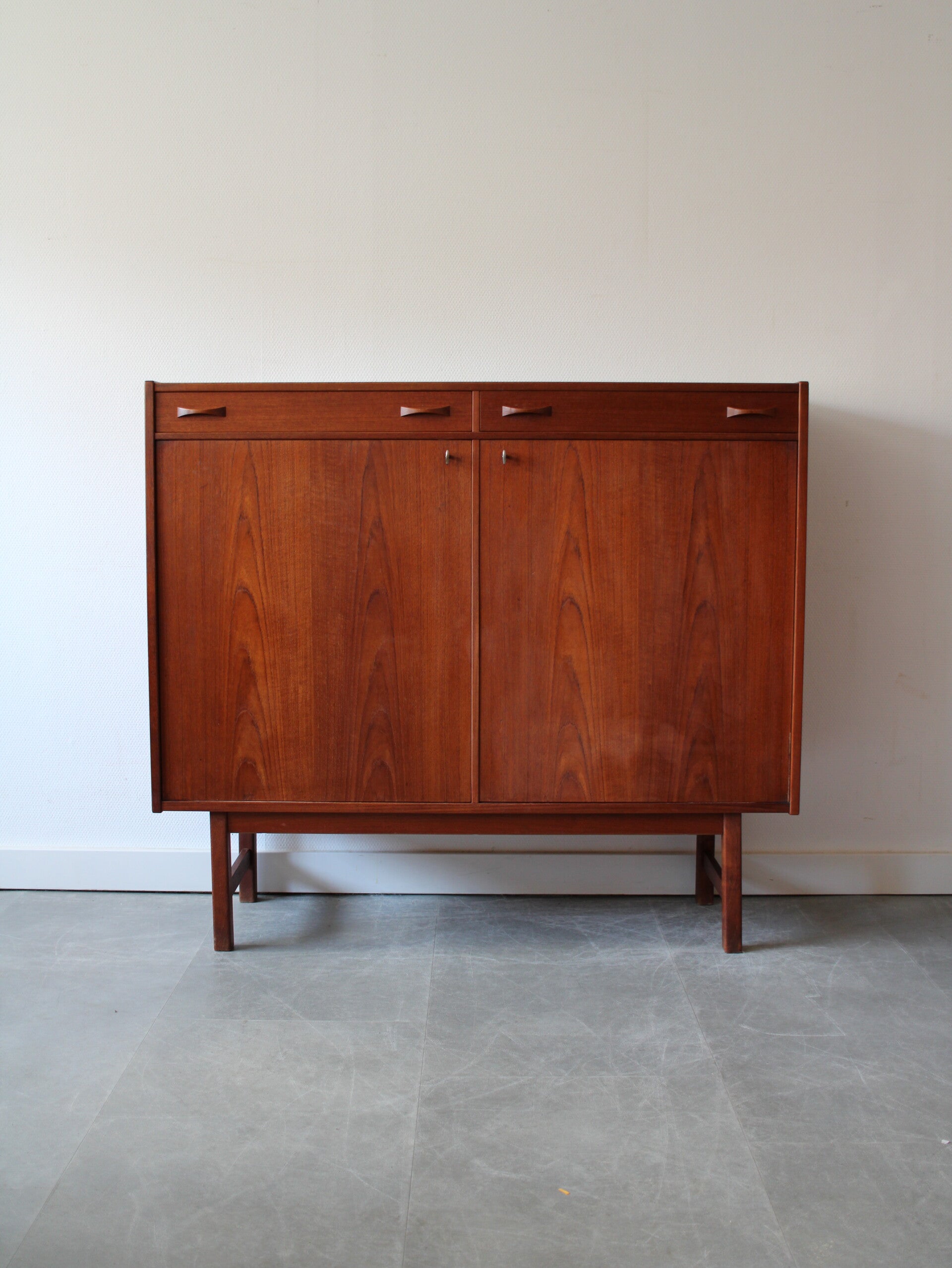 Vintage Zweedse wandkast