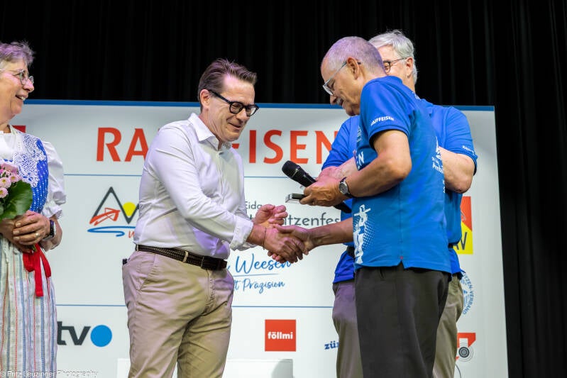 k_d_1_019_schlussabsenden-mit-unterhaltung-standard.jpg