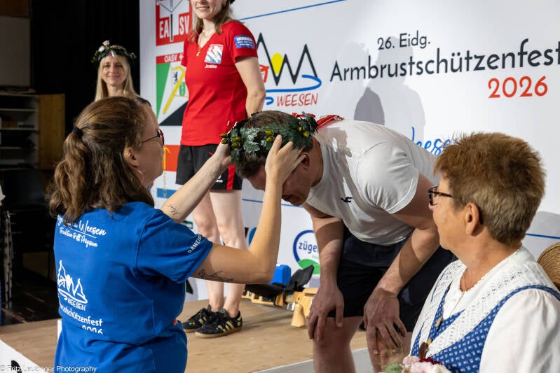k_d_1_040_schlussabsenden-mit-unterhaltung-standard.jpg