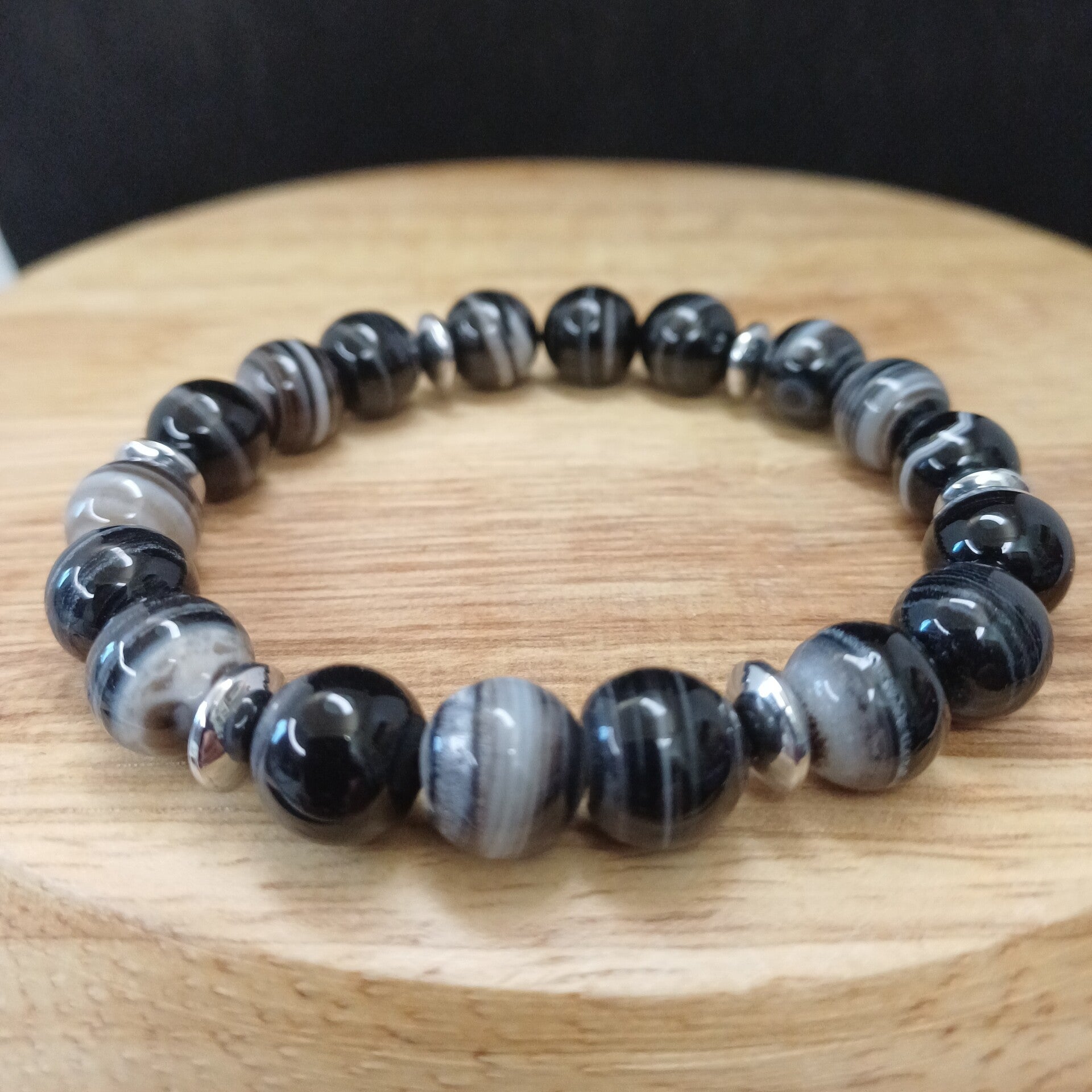 Bracelet Sardonyx noire et blanche 10 mm