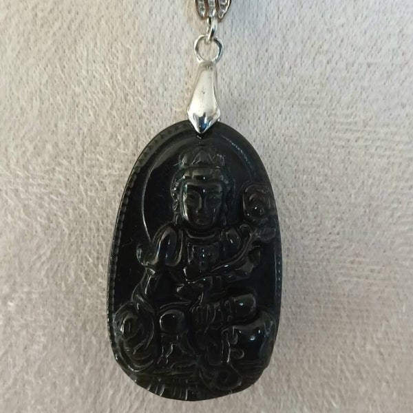 Pendentif Bouddha zen