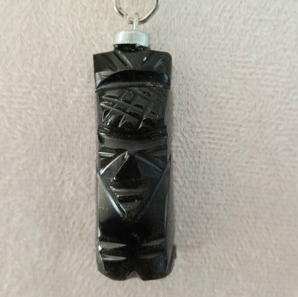 Pendentif Obsidienne doée Tiki