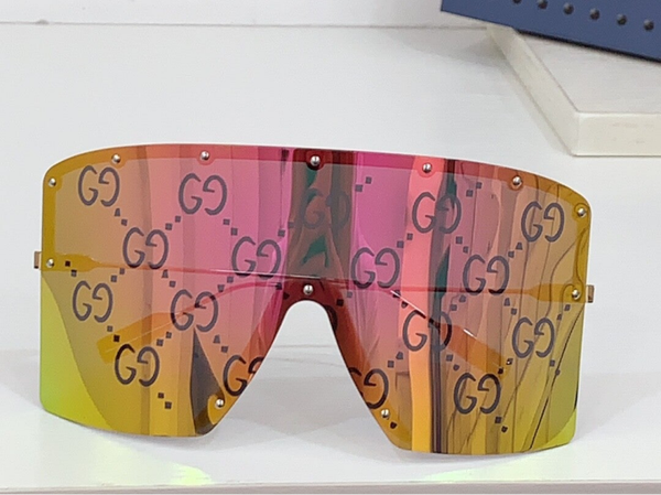 GUCCI