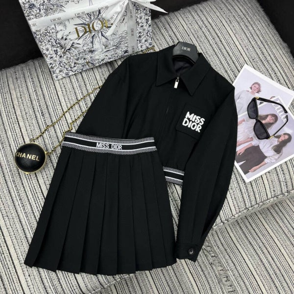 CHRISTIAN DIOR