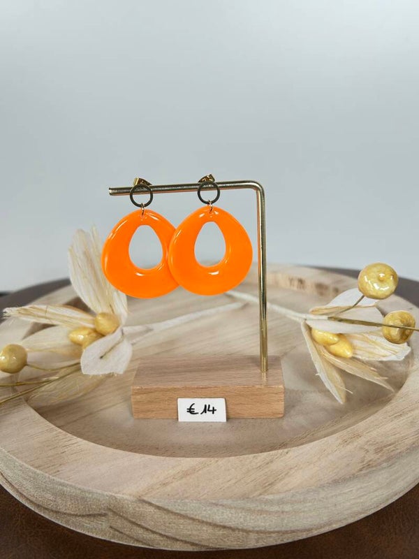 Oranje 16