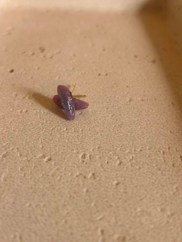translucent shiny 17